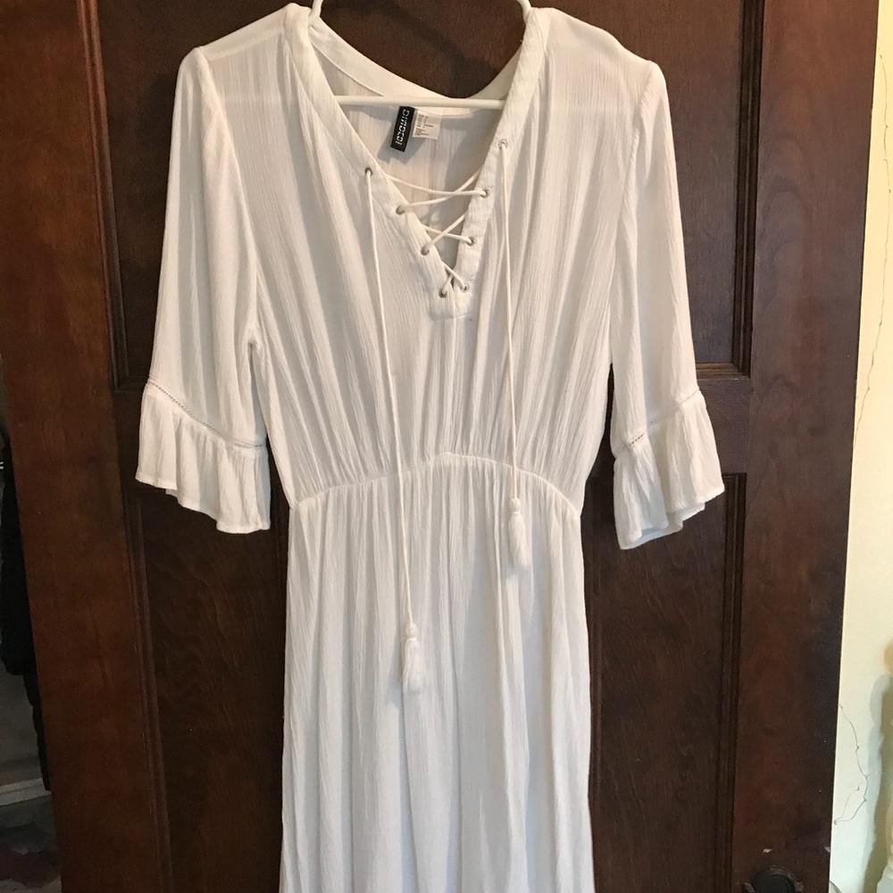 H & M White Lace up dress